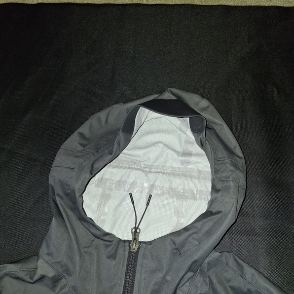 Womans The North Face All Weather Jacket New With Tags Size Medium - Picture 2 of 6